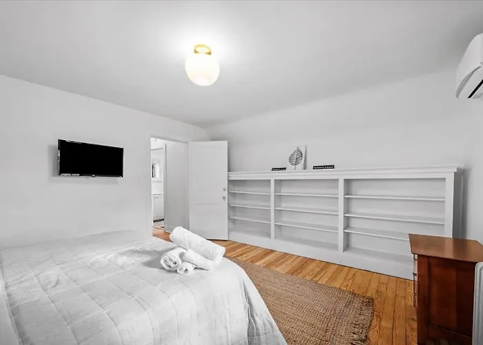The Walnut - The Family Holiday home
