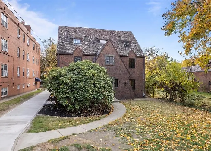 The Walnut - The Family Holiday home Pittsburgh